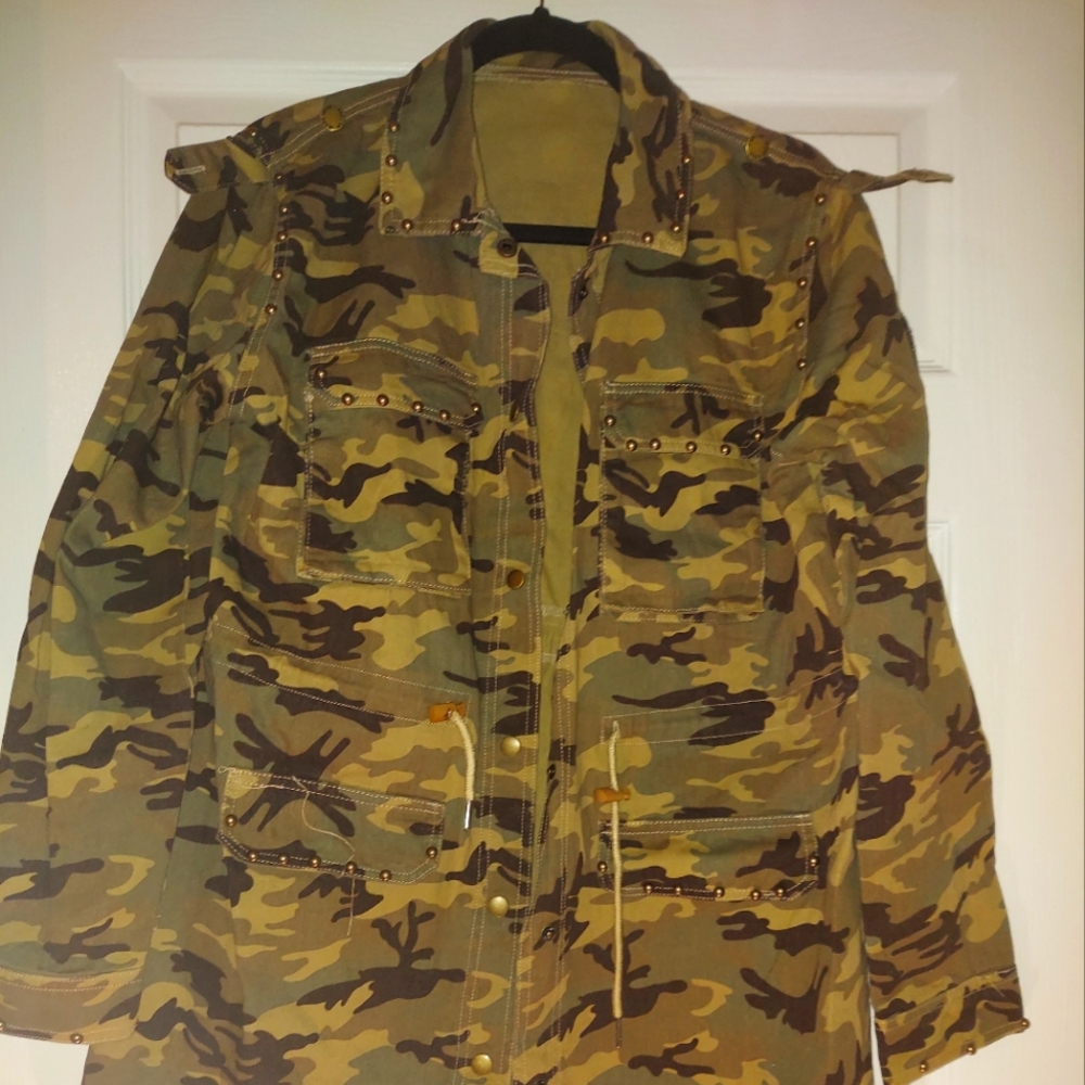 Plus Camoflauge Jacket